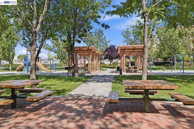 800 S Abel Street 519, Milpitas, CA 95035
