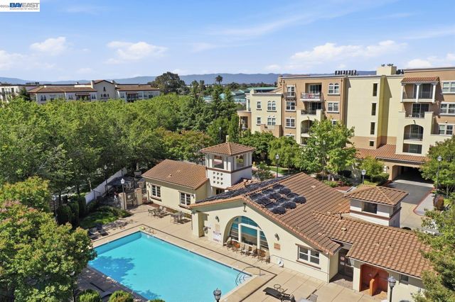 800 S Abel Street 519, Milpitas, CA 95035