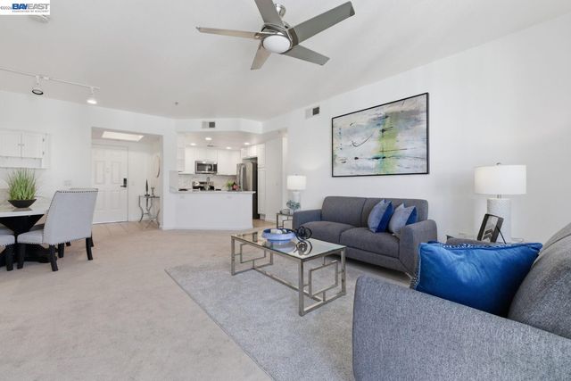 800 S Abel Street 519, Milpitas, CA 95035