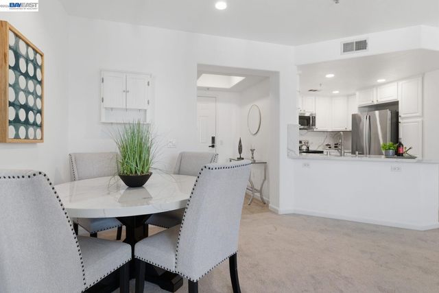 800 S Abel Street 519, Milpitas, CA 95035