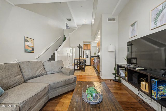 570 W 6TH Street, Tempe, AZ 85281