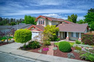 114 Seaborg Place, Santa Cruz, CA 95060