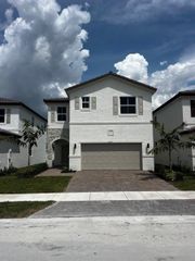 2625 SE 24th Court, Homestead, FL 33035