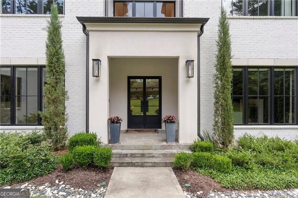 4847 Lake Forrest Drive, Sandy Springs, GA 30342 — photo 2