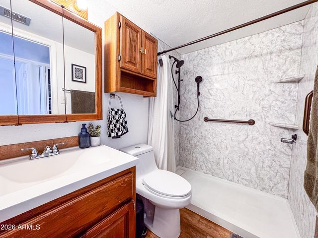 948 S Alma School Road 49, Mesa, AZ 85210