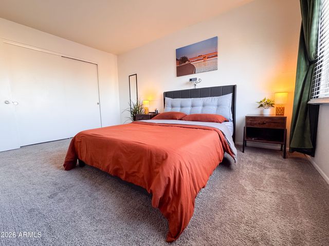 948 S Alma School Road 49, Mesa, AZ 85210