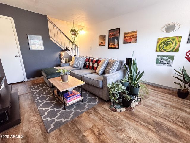 948 S Alma School Road 49, Mesa, AZ 85210