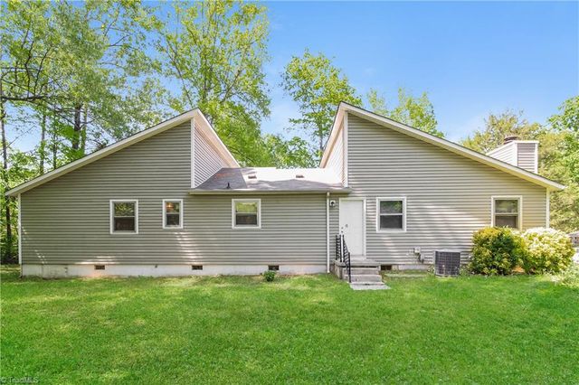 3012 Manchester Drive, Jamestown, NC 27282