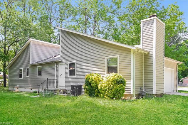 3012 Manchester Drive, Jamestown, NC 27282