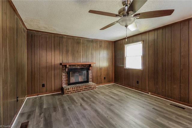 3012 Manchester Drive, Jamestown, NC 27282