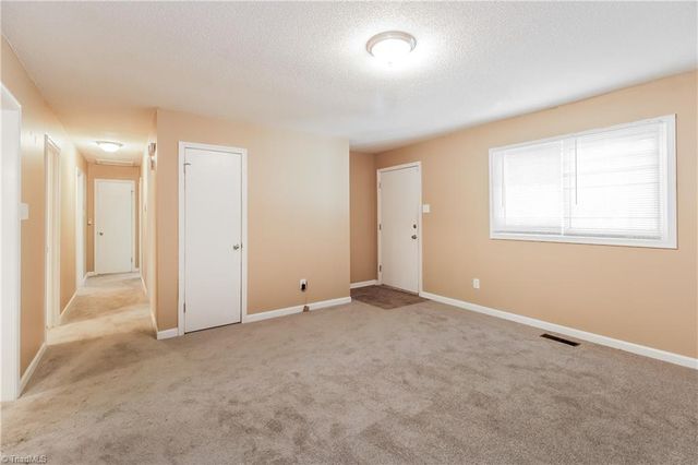 3012 Manchester Drive, Jamestown, NC 27282