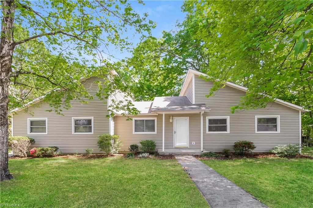 3012 Manchester Drive, Jamestown, NC 27282