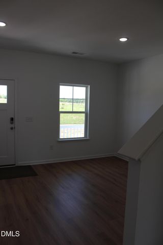 6820 Steeplegate Drive 16 Sg, Burlington, NC 27215