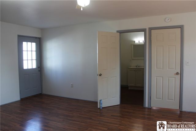 216-218 Lake Shore Drive West, Dunkirk, NY 14048