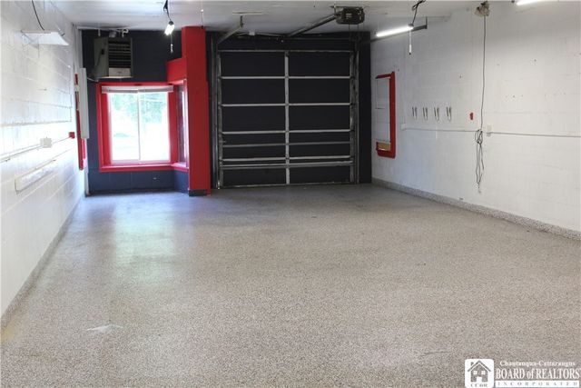 216-218 Lake Shore Drive West, Dunkirk, NY 14048