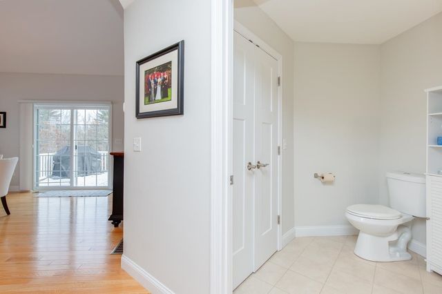 11 Bent Grass Circle, Kingston, NH 03848