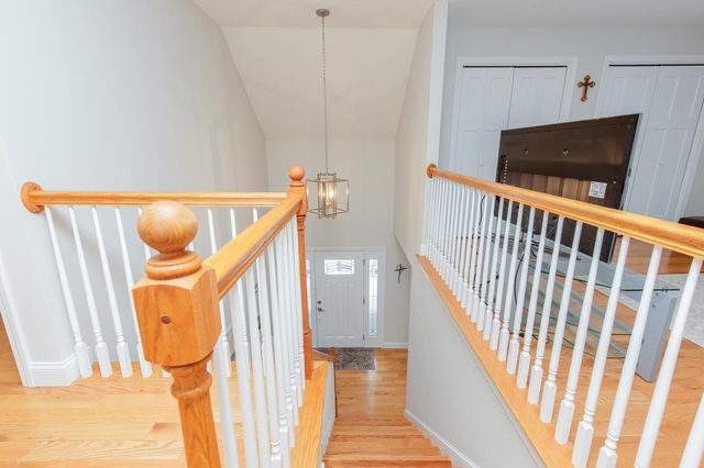 11 Bent Grass Circle, Kingston, NH 03848