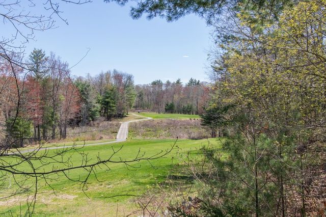 11 Bent Grass Circle, Kingston, NH 03848