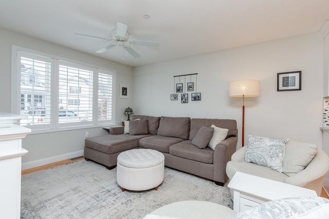 11 Bent Grass Circle, Kingston, NH 03848