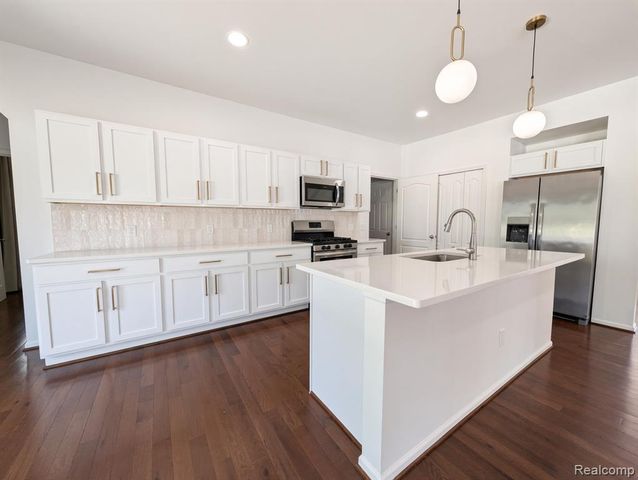 874 Henning Street, Dundee, MI 48131