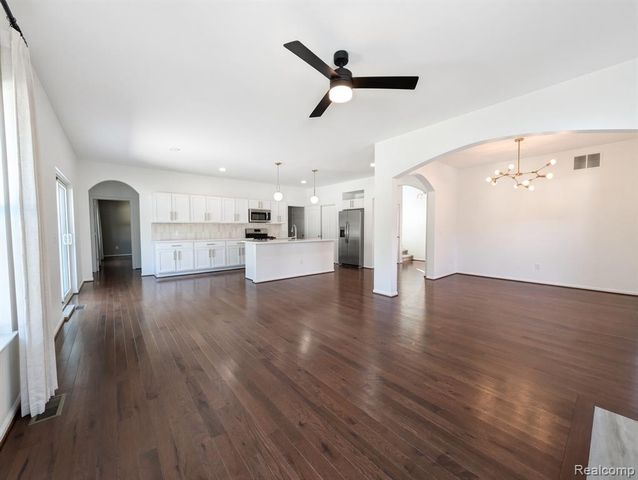 874 Henning Street, Dundee, MI 48131