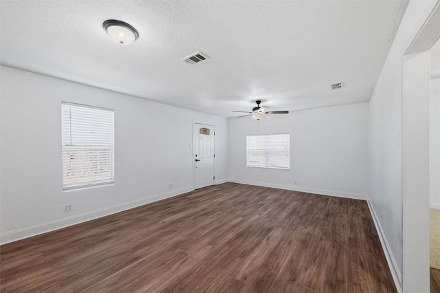 1512 NE 34th Street, Fort Worth, TX 76106