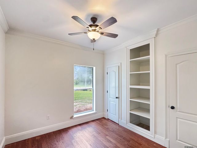 28674 Norwood Dr, Livingston, LA 70754