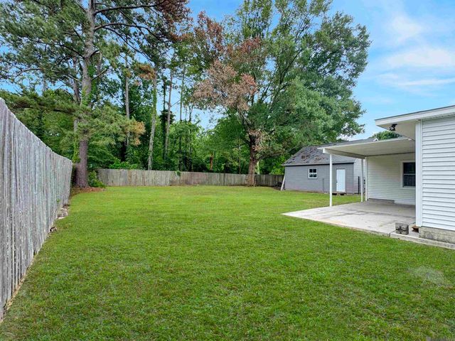 28674 Norwood Dr, Livingston, LA 70754