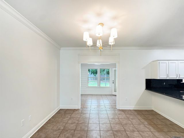 28674 Norwood Dr, Livingston, LA 70754