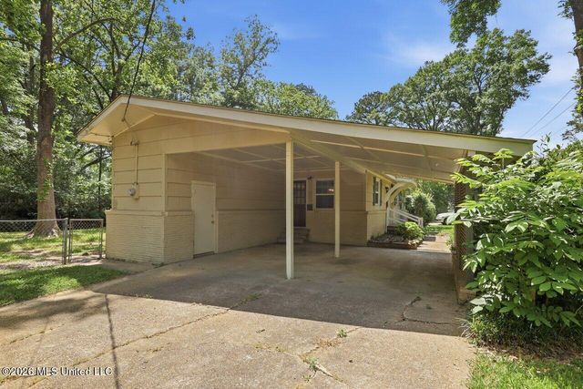 1649 E Northside Drive, Jackson, MS 39211