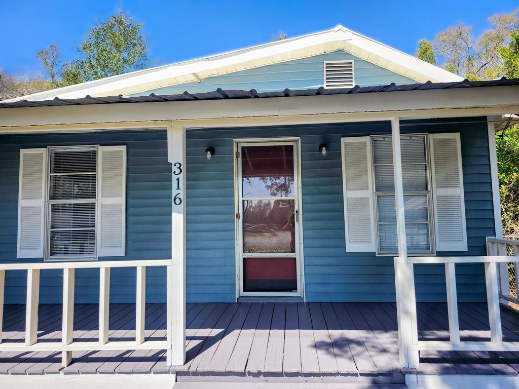 316 S 19Th Street, Defuniak Springs, FL 32435