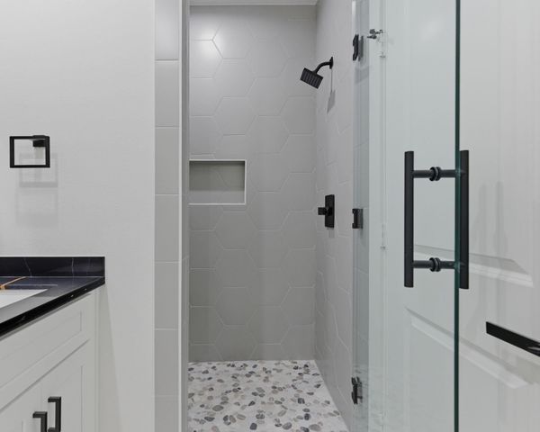 2915 Crane Street B, Houston, TX 77026