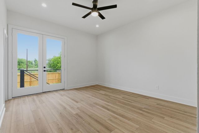 2915 Crane Street B, Houston, TX 77026