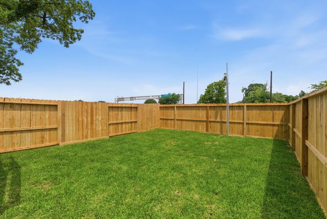 2915 Crane Street B, Houston, TX 77026