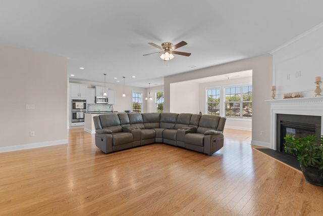 2212 Via Palma Dr., North Myrtle Beach, SC 29582