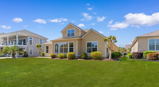 2212 Via Palma Dr., North Myrtle Beach, SC 29582