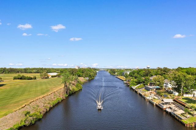 2212 Via Palma Dr., North Myrtle Beach, SC 29582