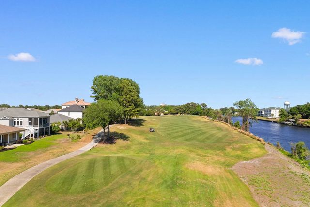 2212 Via Palma Dr., North Myrtle Beach, SC 29582