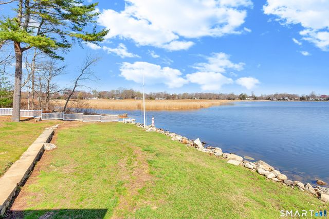 104 Knollwood Drive, Old Saybrook, CT 06475