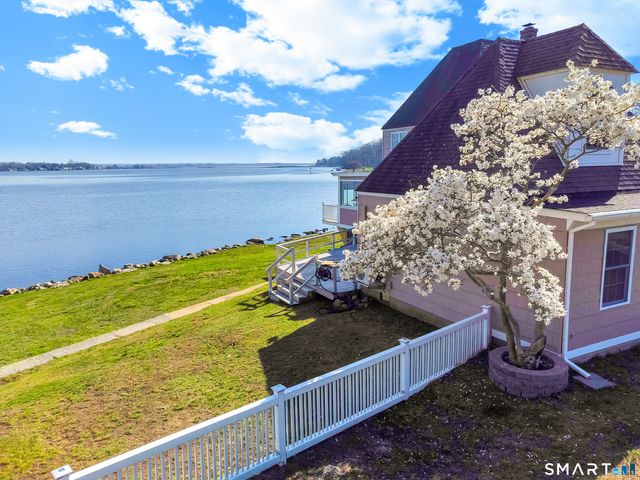 104 Knollwood Drive, Old Saybrook, CT 06475