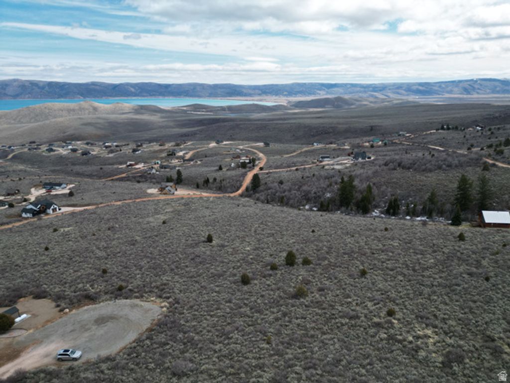 Image 2 of property listing at 3335 S MULES EAR CIR # 37, Garden City, UT 84028