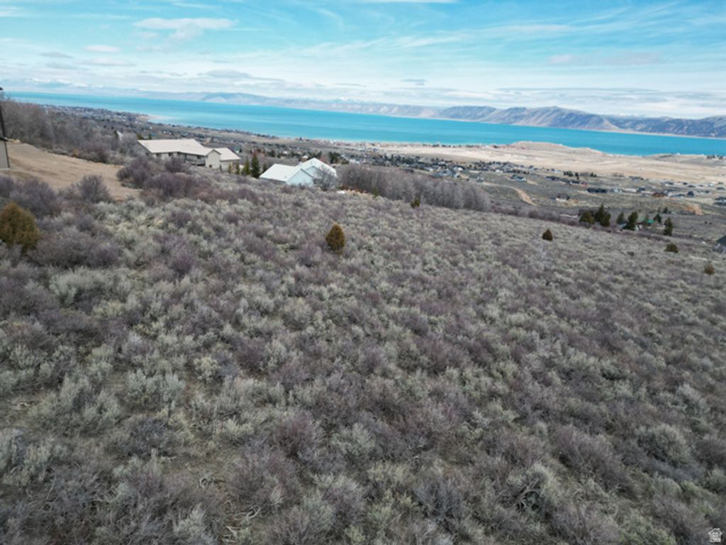 Image 17 of property listing at 3335 S MULES EAR CIR # 37, Garden City, UT 84028