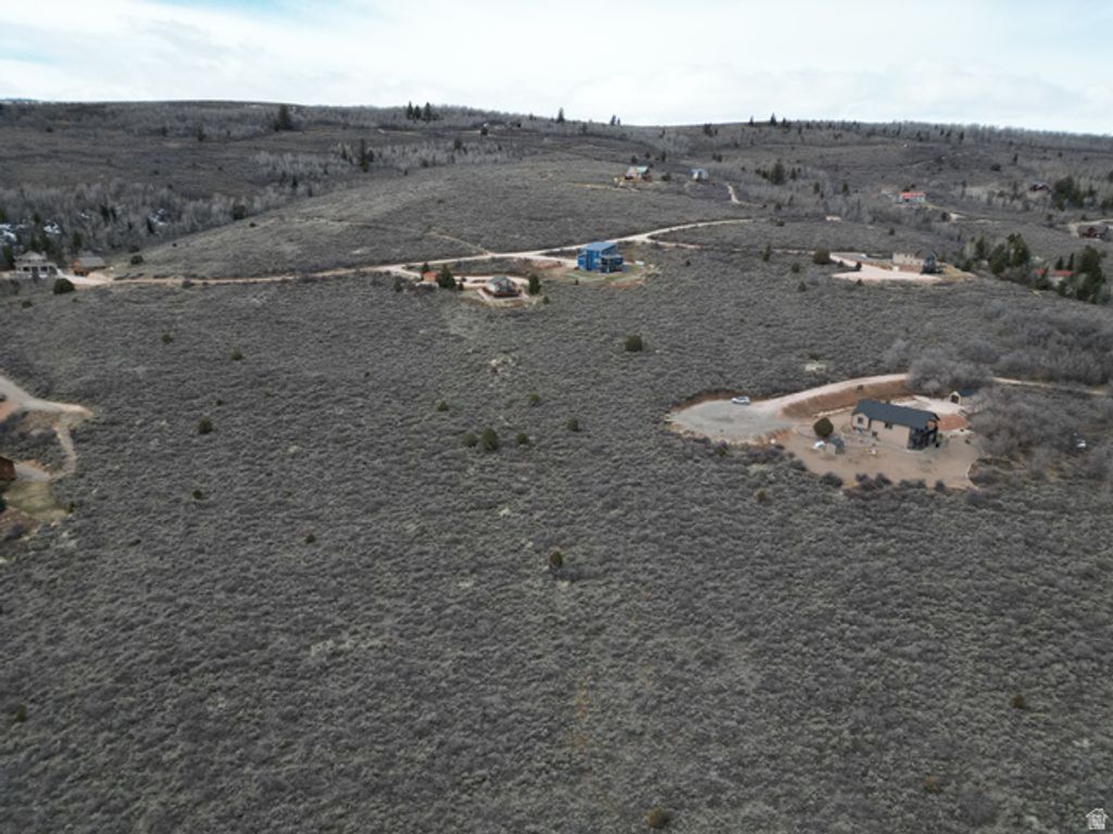 Image 10 of property listing at 3335 S MULES EAR CIR # 37, Garden City, UT 84028