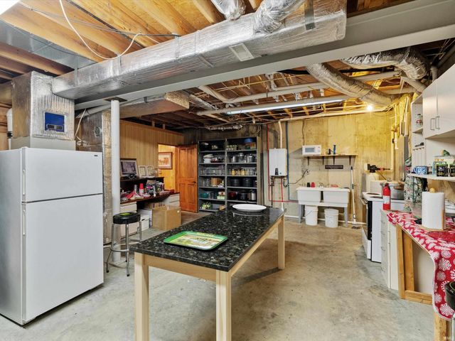 588 S CR 600 W, Rockport, IN 47635