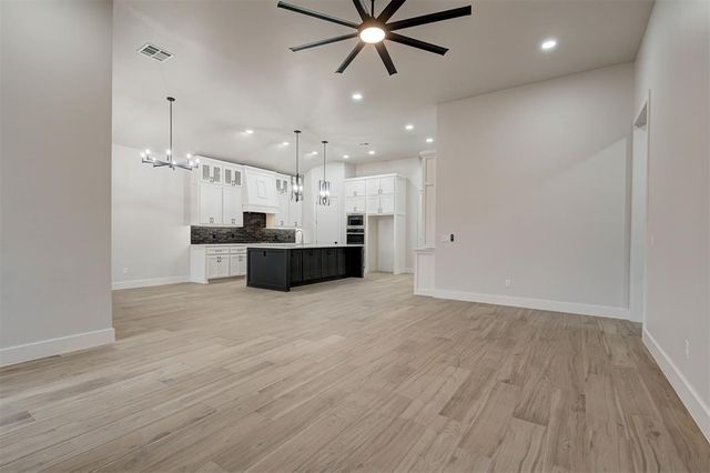 7212 NW 154th Street, Edmond, OK 73013