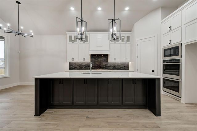7212 NW 154th Street, Edmond, OK 73013