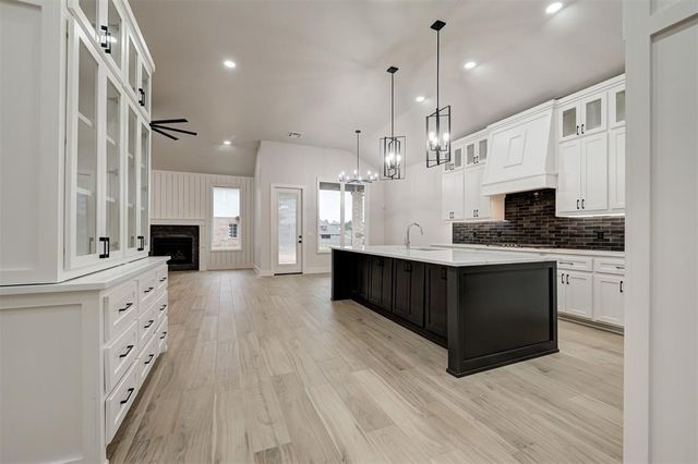 7212 NW 154th Street, Edmond, OK 73013