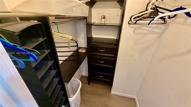 2750 NE 183rd St 906, Aventura, FL 33160