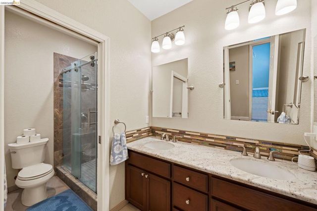 2350 Winchester Loop, Discovery Bay, CA 94505