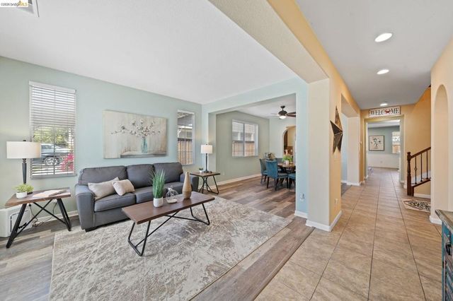 2350 Winchester Loop, Discovery Bay, CA 94505